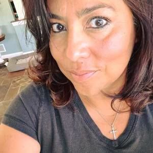 Meet your Posher, Monica